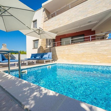 Vila Zatona Sunset With Heated Swimming Pool 자톤 외부 사진