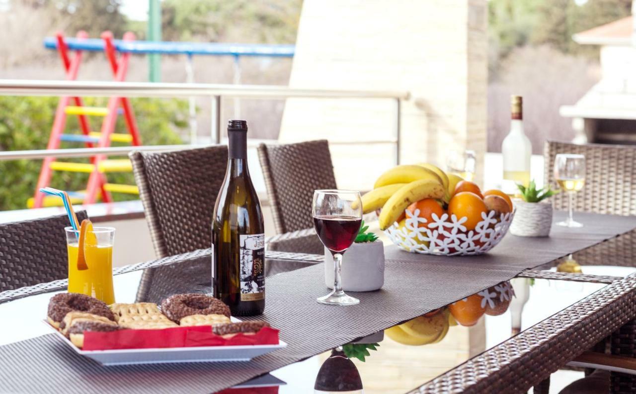 Vila Zatona Sunset With Heated Swimming Pool 자톤 외부 사진